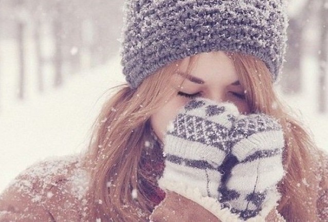 Като се захлади, обличате топли дрехи, за да защитите тялото