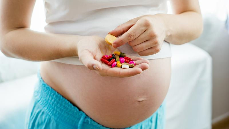 пиене на витамини по време на бременност