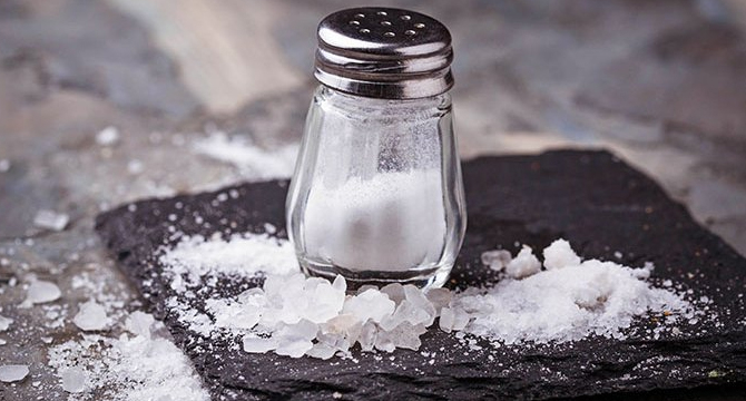 Познатата на всички сол играе важна роля в живота на
